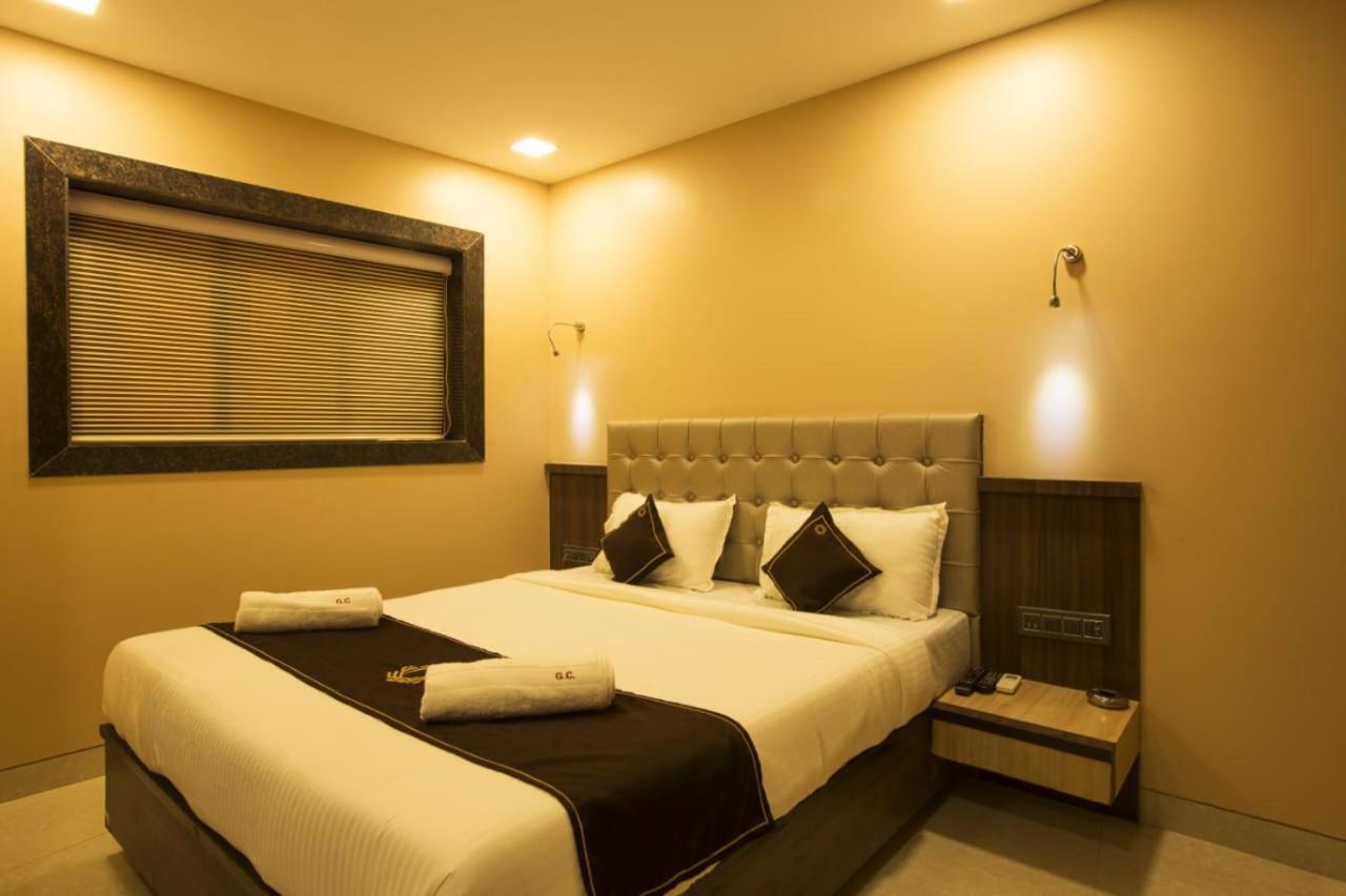 Hotel Golden Crown Mumbai Luaran gambar