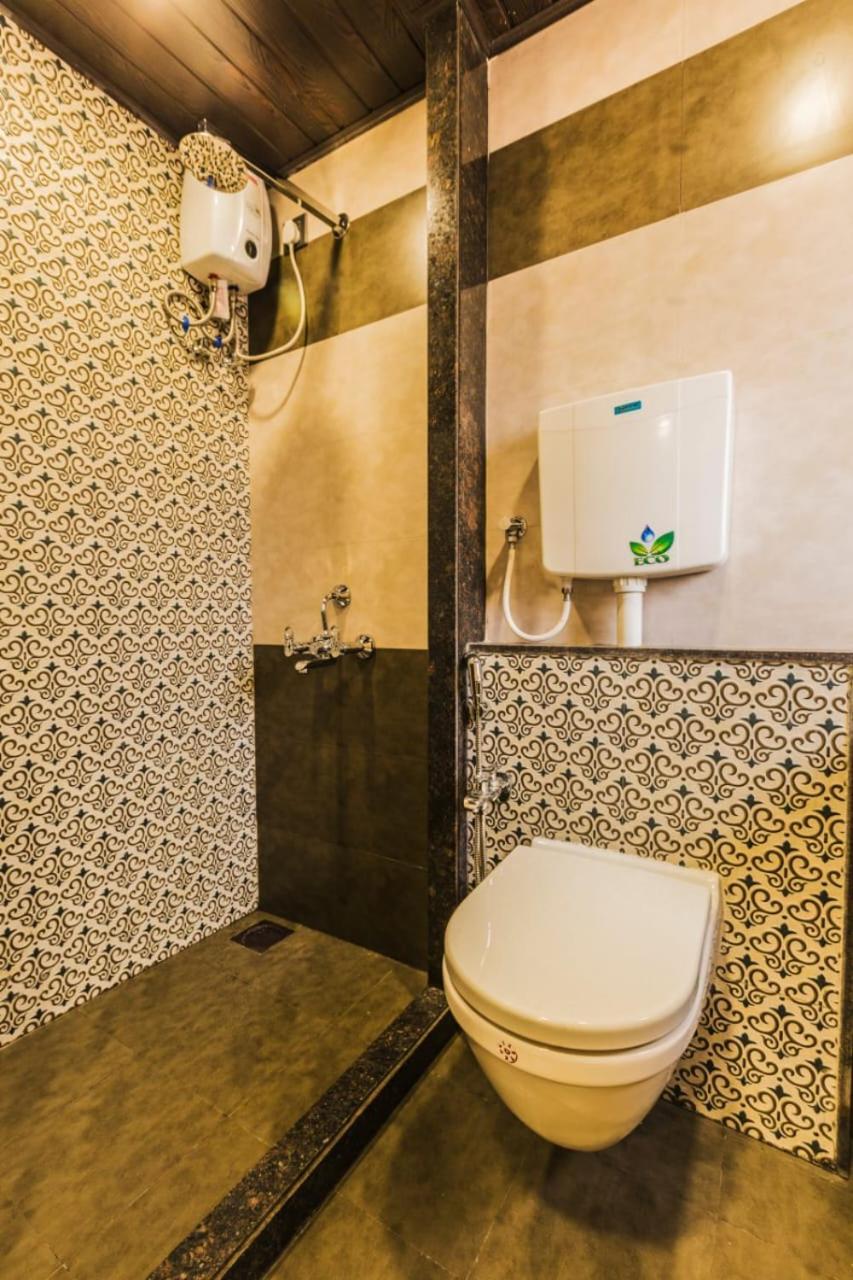 Hotel Golden Crown Mumbai Luaran gambar